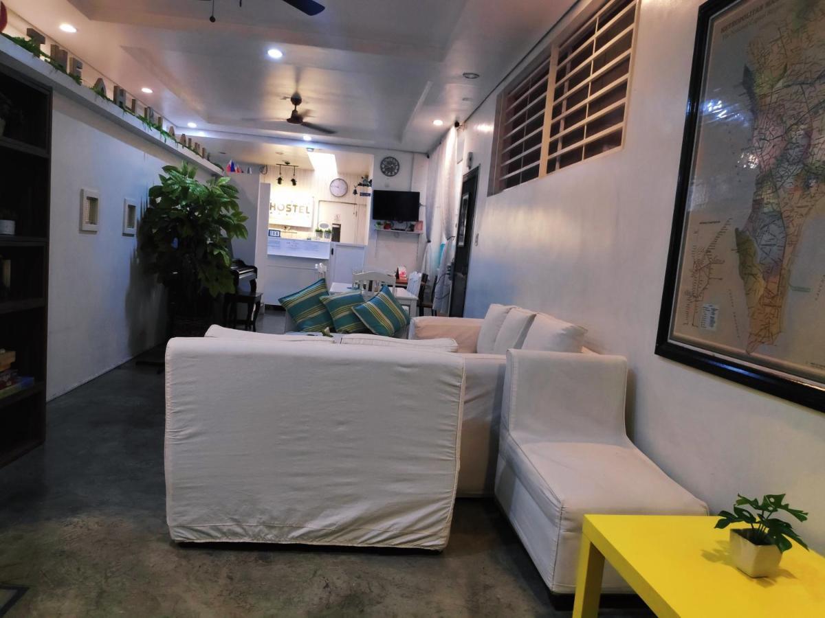Crossroads Hostel Manila Mandaluyong Exterior foto