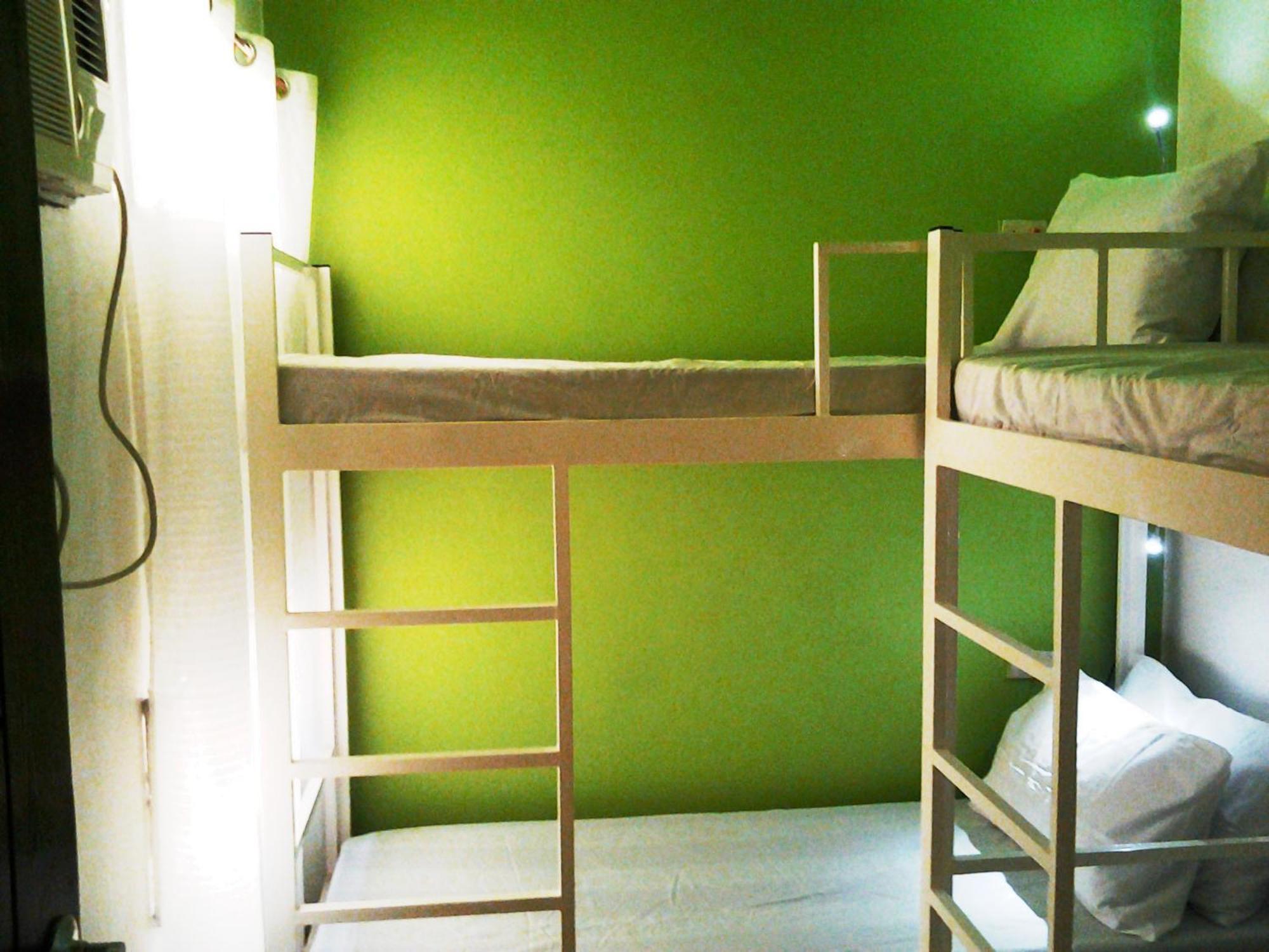Crossroads Hostel Manila Mandaluyong Quarto foto